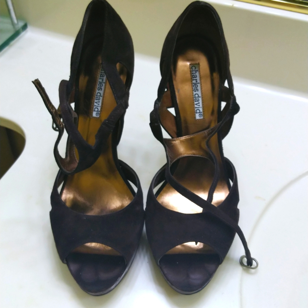 Charles David high heel sandals, Brown Suede, Size 8, great condition